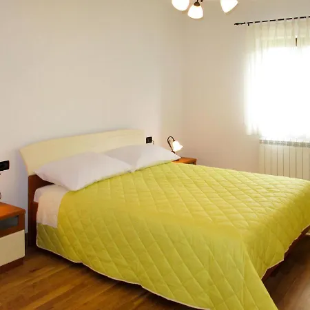 Apartamento Martina - Lbn377 By Interhome Krnica